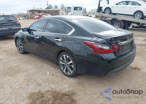 2017 Nissan Altima 2.5 Sr z USA, uszkodzony, nr VIN 1N4AL3AP6HC471336